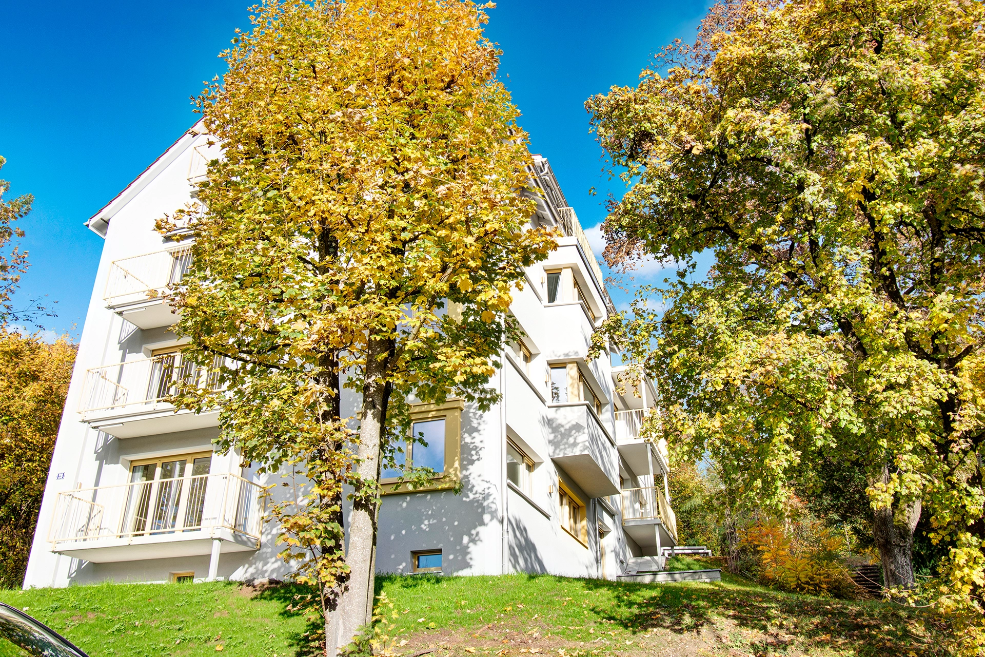 Aussenfassade, First Apartment, Garten